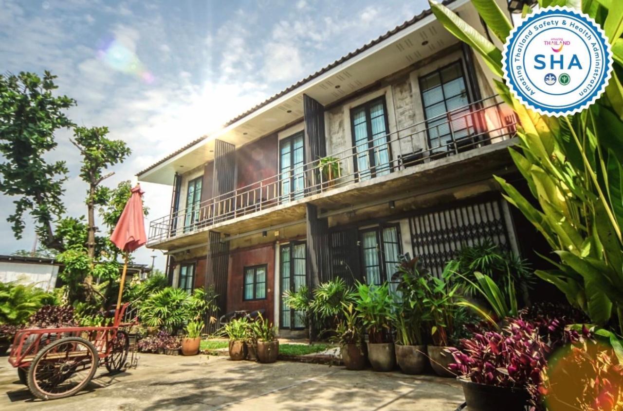 The Warehouse Chiang Mai Hotell Exteriör bild
